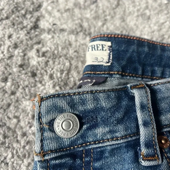 Free People We The Free curvy flare jeans - Picture 6 of 13